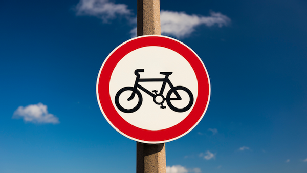 Panneau d'Interdiction de Circuler à Vélo